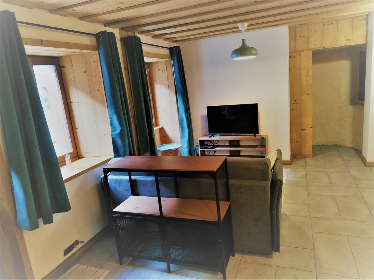 Appartement Dans Ferme Renovee Au Coeur Du Grand Massif Sixt 外观 照片