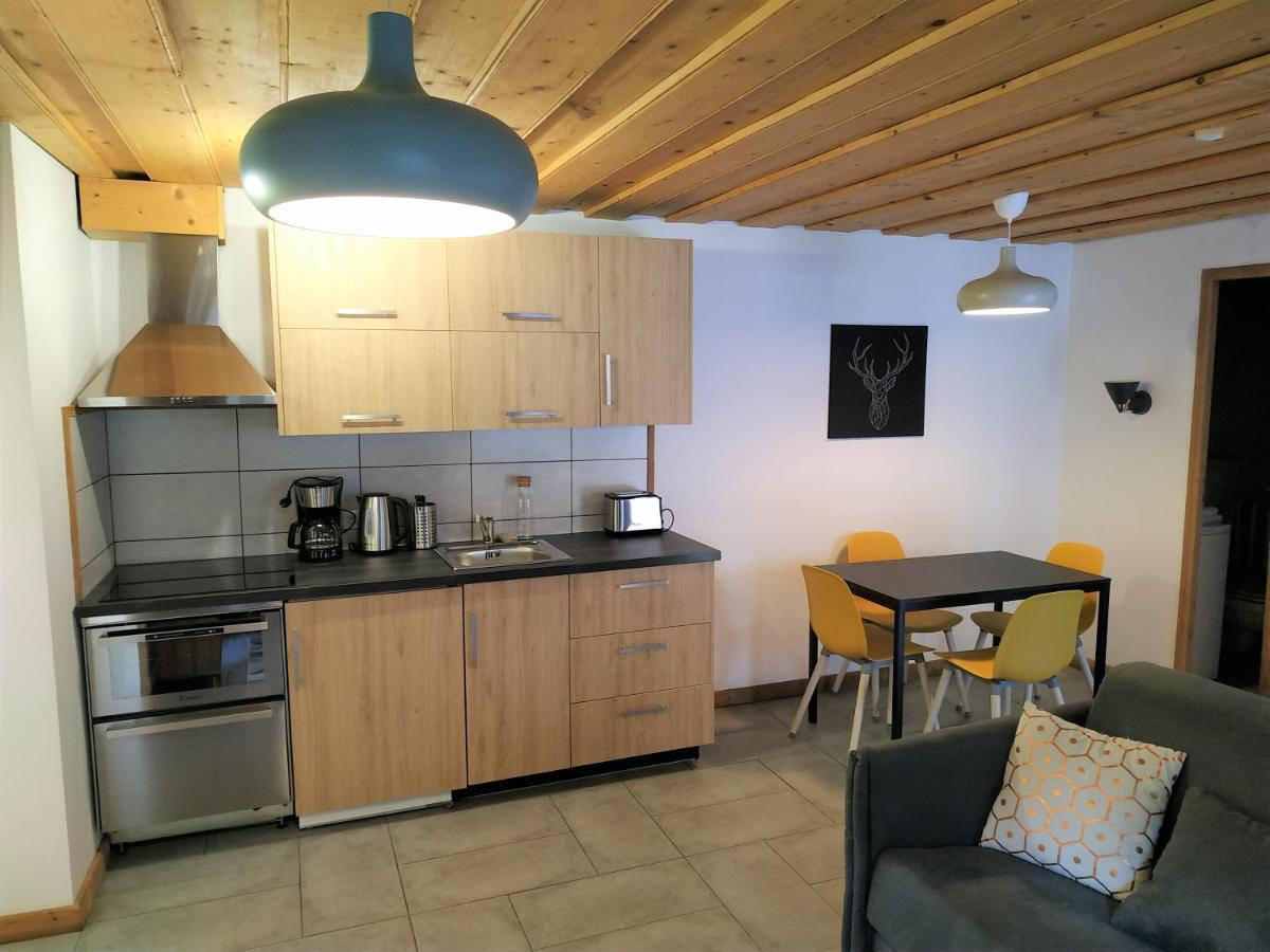 Appartement Dans Ferme Renovee Au Coeur Du Grand Massif Sixt 外观 照片